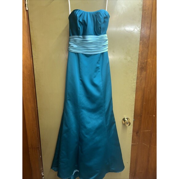 Women’s David’s Bridal Strapless Teal Bridesmaid/Formal Dress Size 2 - Picture 2 of 7